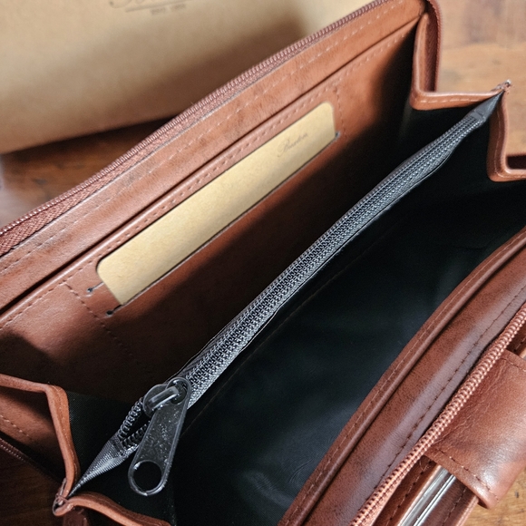 Buxton Brown Leather Wallet Womens Bifold New In Box W/ Photo Holder Insert - Picture 8 of 13